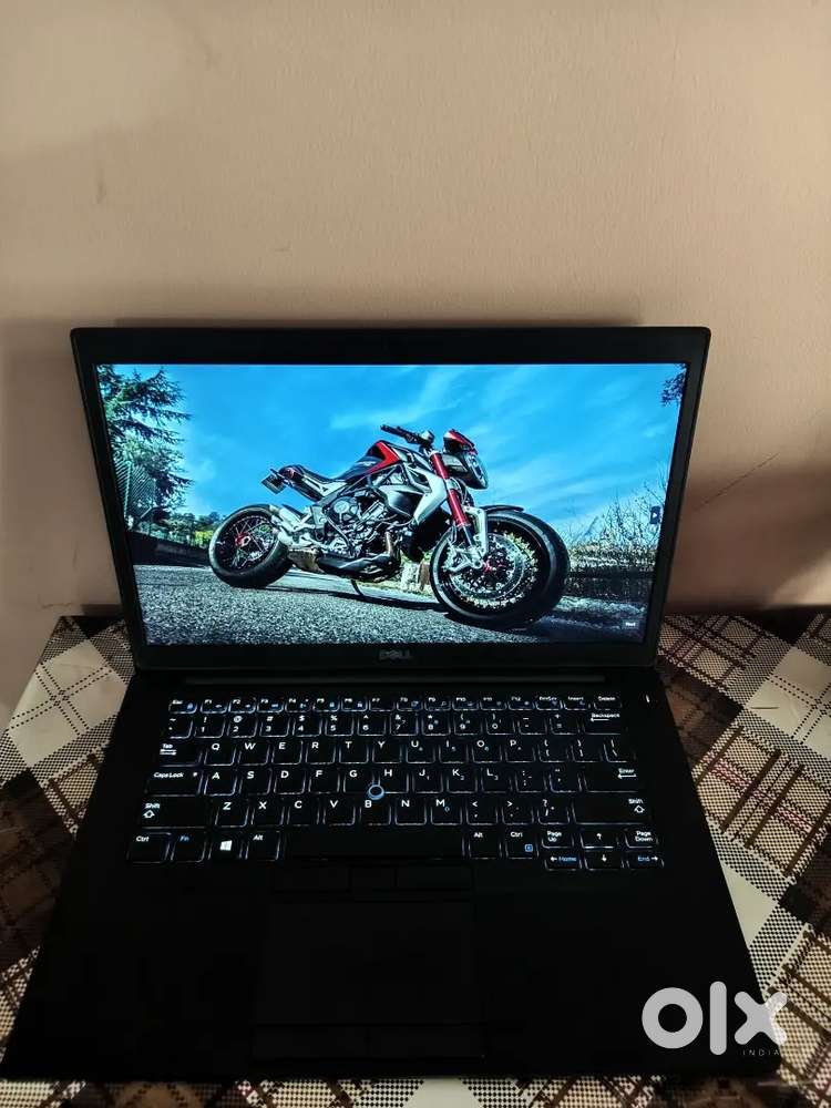 Dell laptop 7490 i5-8th 16gbram 256gb ssd