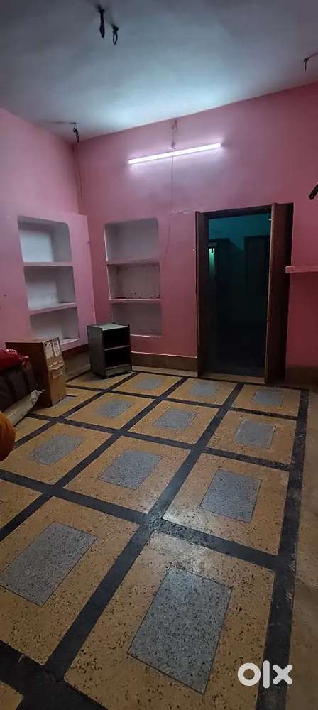 Old bairahna, gc study point green sweets ke pass