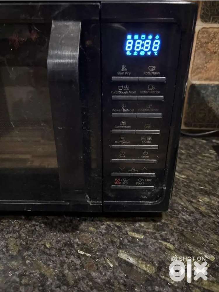 Conventional type microwave samsang.