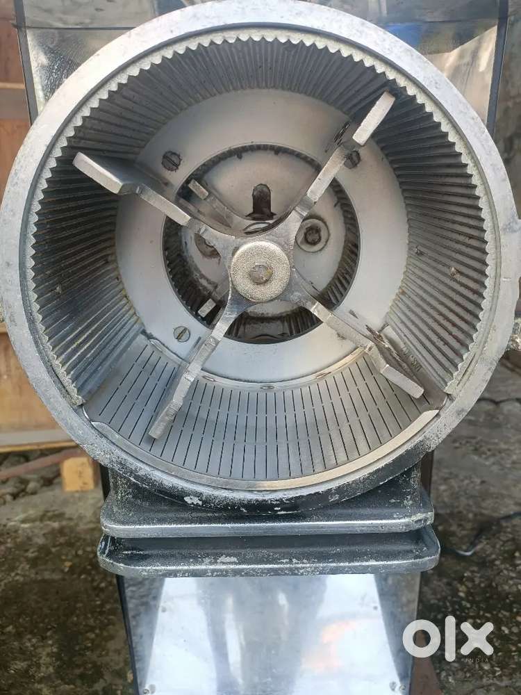 Automatic aata machine