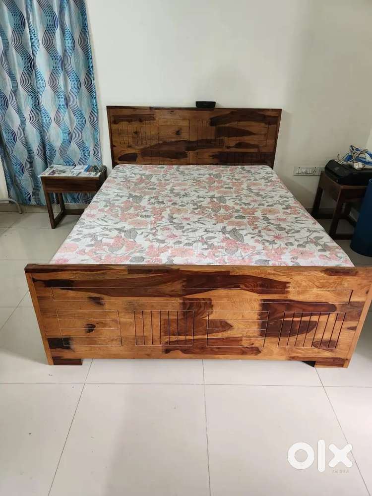 King Size bed sheesham wood