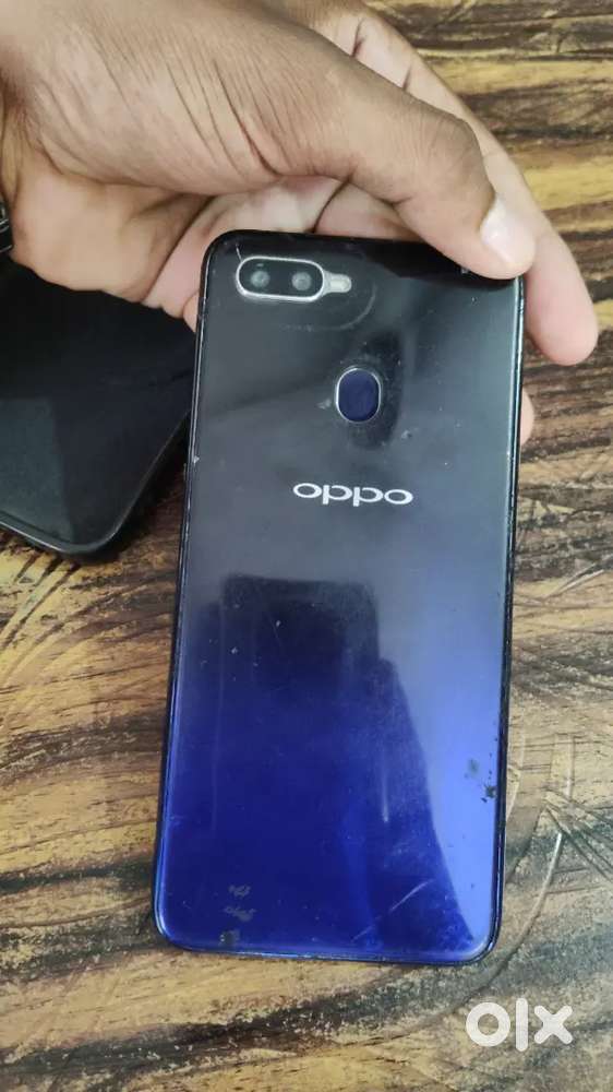 Phone good condition me hai