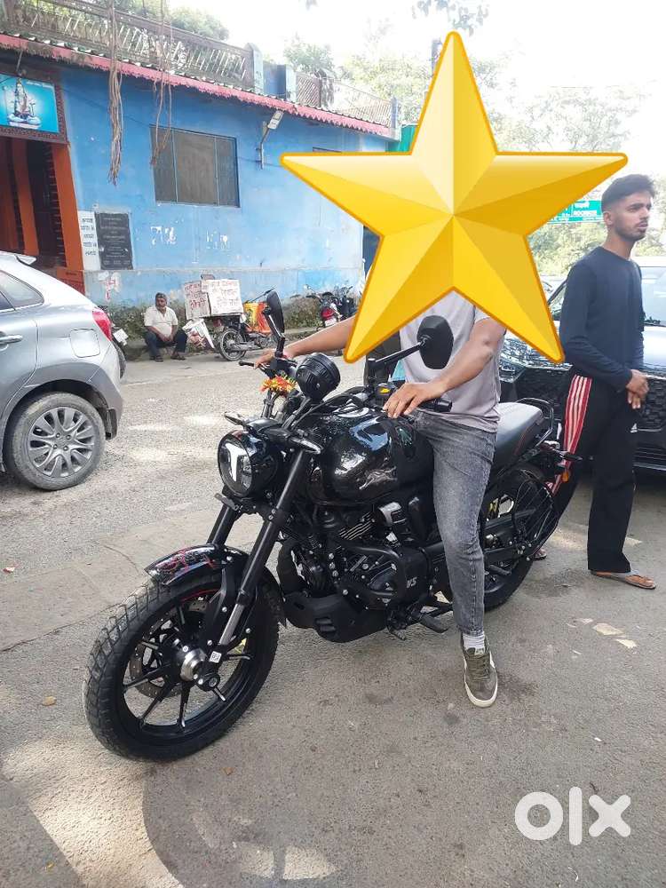 Tvs ronin in mint condition.