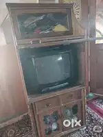 Samsung super twin horn 21 TV with cupboard