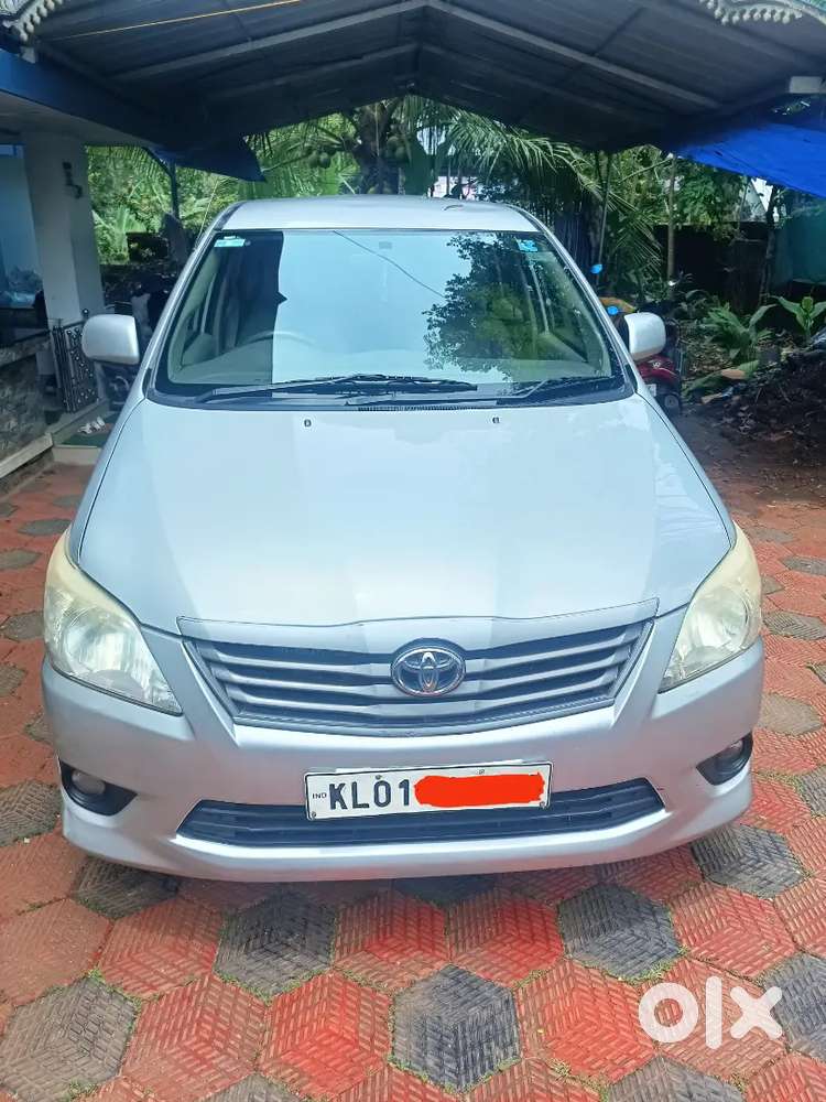 Toyota Innova 2012 Diesel Well Maintained