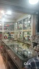 Shop rent par dena hai mein rood par hai