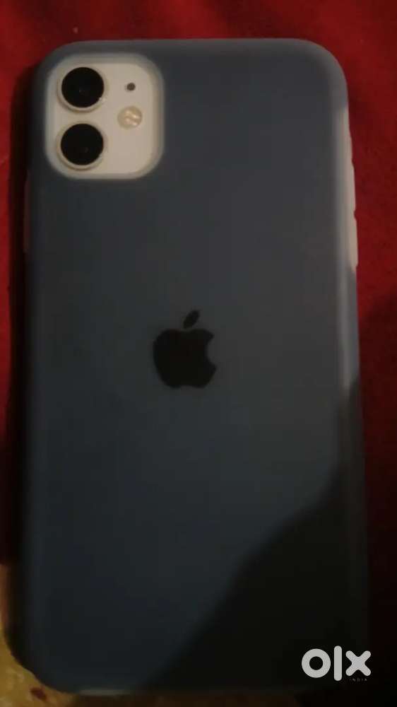 128 gb I phn 11 never scratch  bil box hai