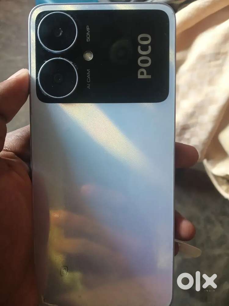 4gb ram 128 storage
