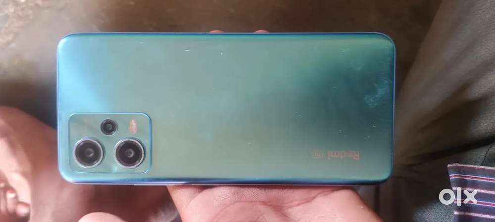 Redmi note12 5G(6/128GB) box nahi hai or charger me cable de sakta hu