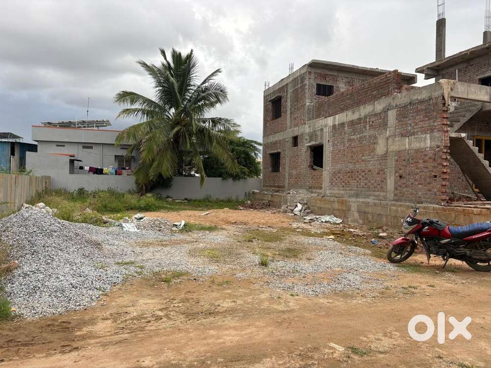 Plot for sale in Goothy road