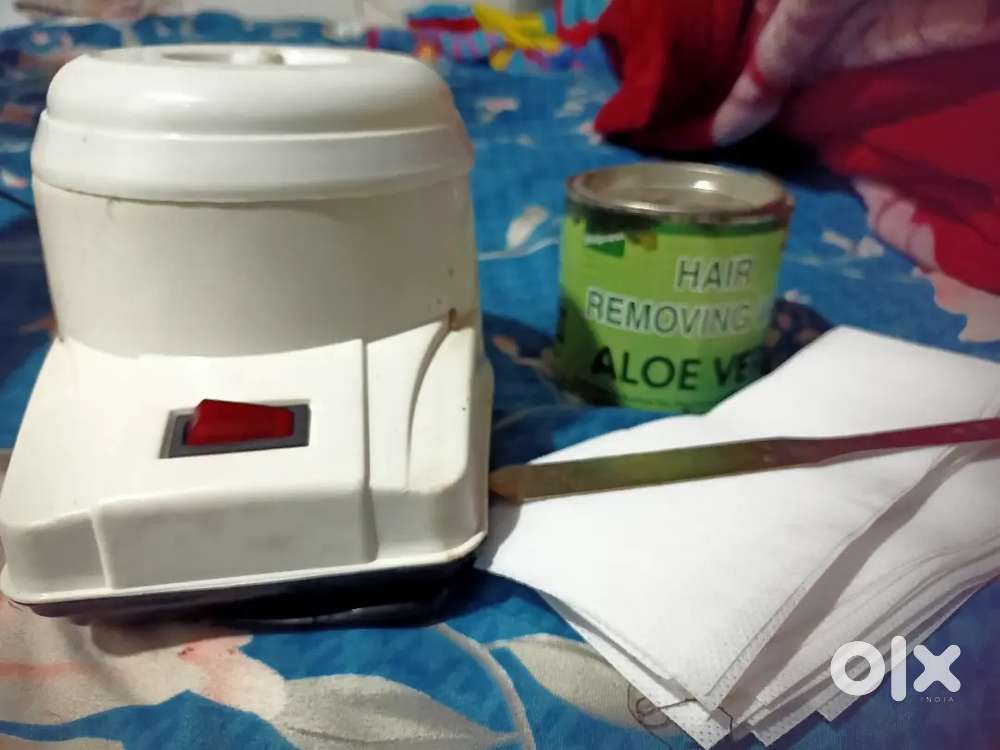Wax machine with aloe vera cream