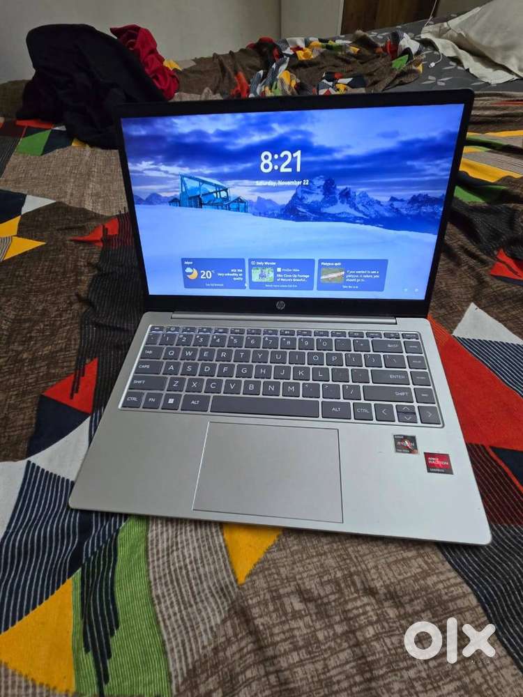 HP Laptop 14 8gb ram/512 gb storage