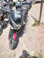 बजाज पल्सर 125 स्पोर्ट्स बाइक
