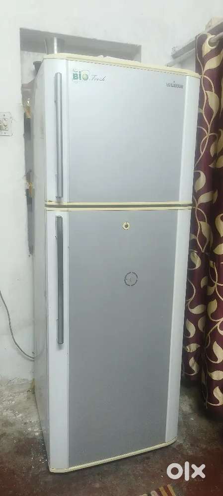 Fridge very pure and best quality double door fridge samsung componey