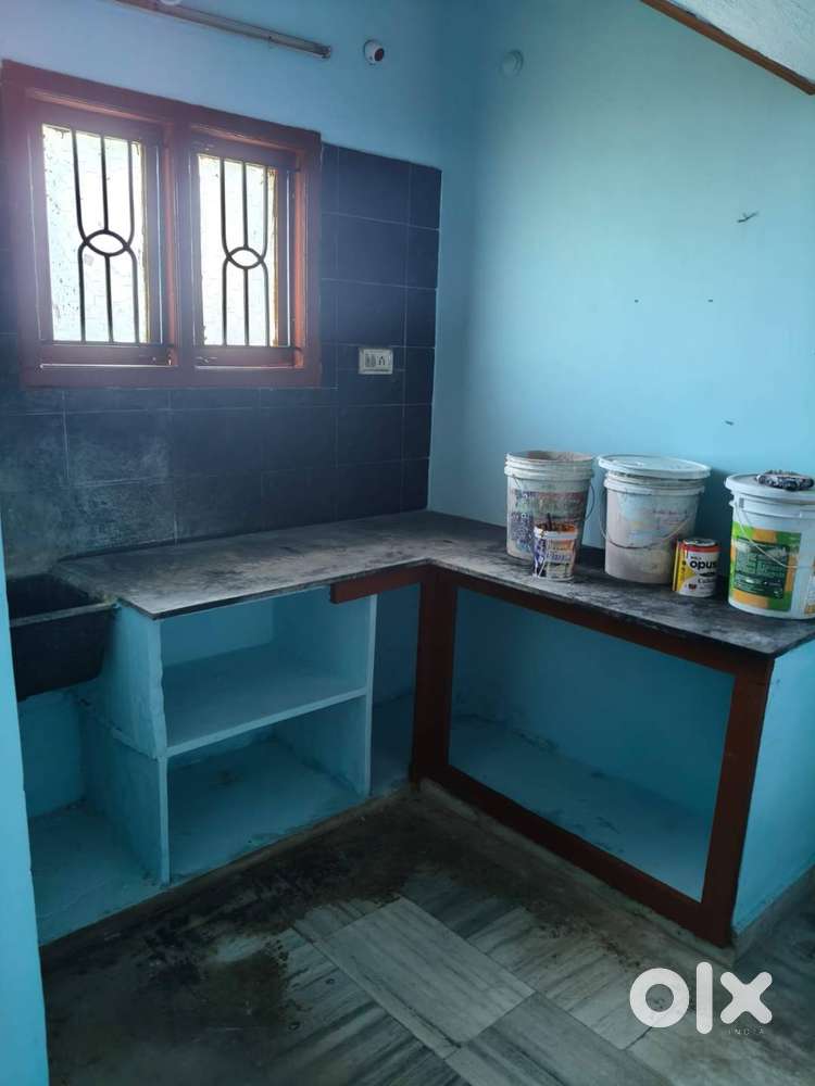Ready to move 2BHK flat for rent in Telecom Colony, Gollapudi