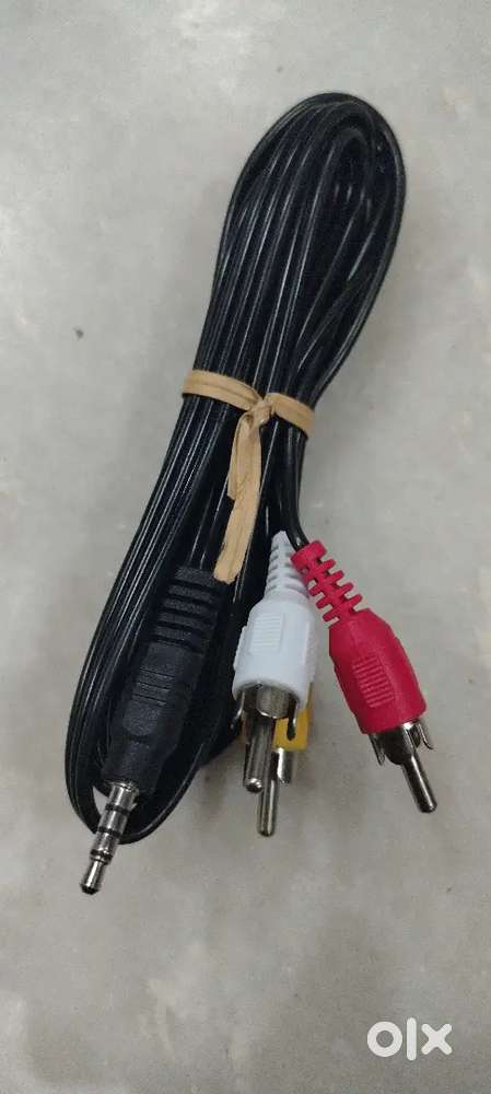 RCA cable with a 3.5mm jack on one end.