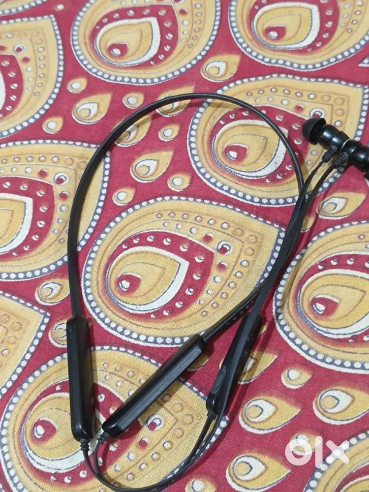 Boat Bluetooth earphone