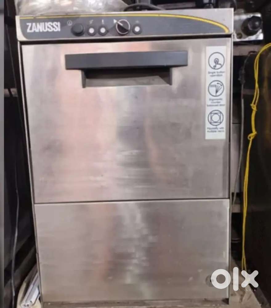 Commercial Dishwasher