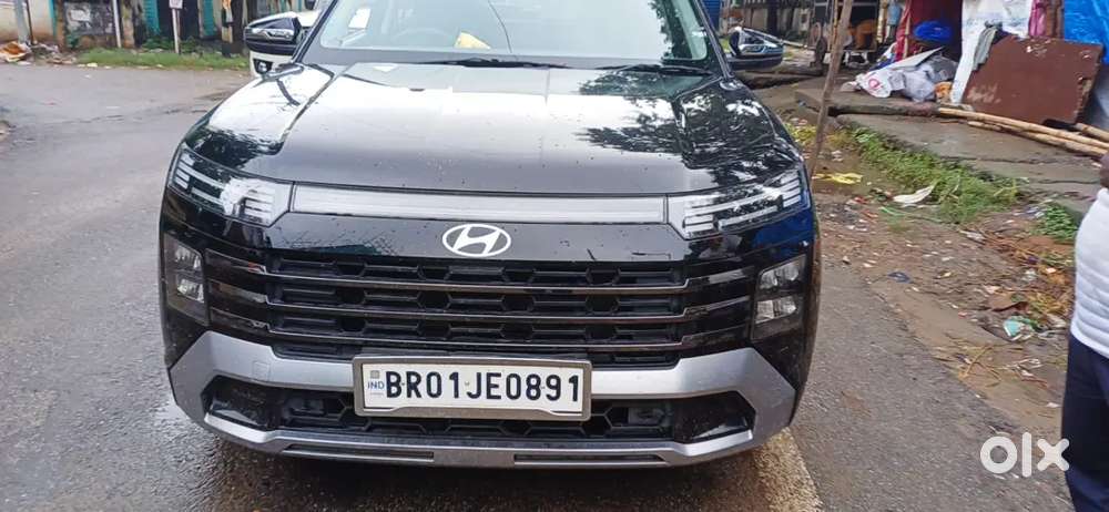 Hyundai Alcazar 2025 Diesel 16000 Km Driven no scratch