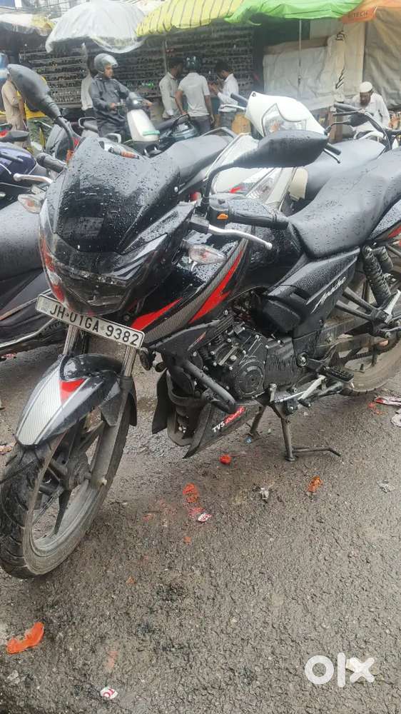 TVs RTR160 APRIL 2025 BLACK AND RED