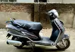 Duet  scooty is on showroom condition.Bit negotiable