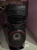 LG party box speaker xboom RNC7 model