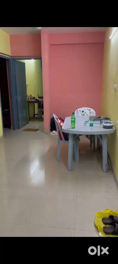 One room available in 2bhk flat