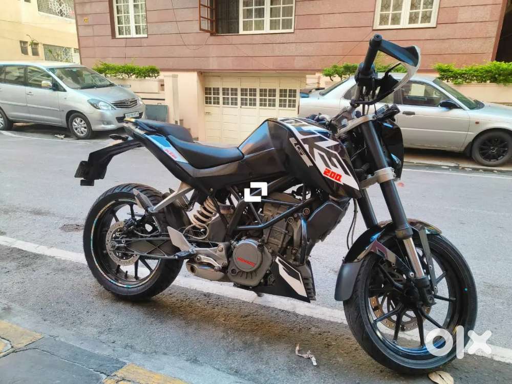 KTM DUKE 200
