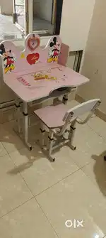 5 year old study table and chair