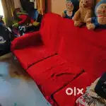 Three seater sofa with good condition