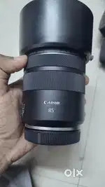 Canon 85 mm lens