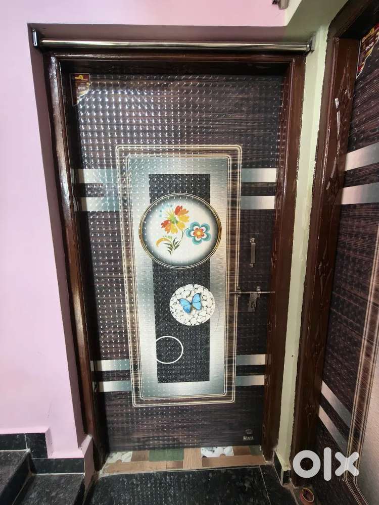 2bhk room for rent for family