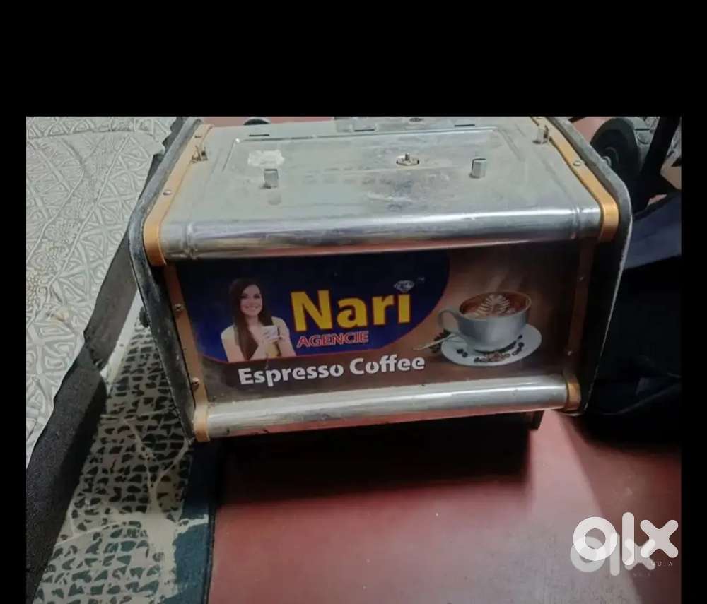 Coffee maker double pipe