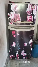 Double door fridge in very good condition
