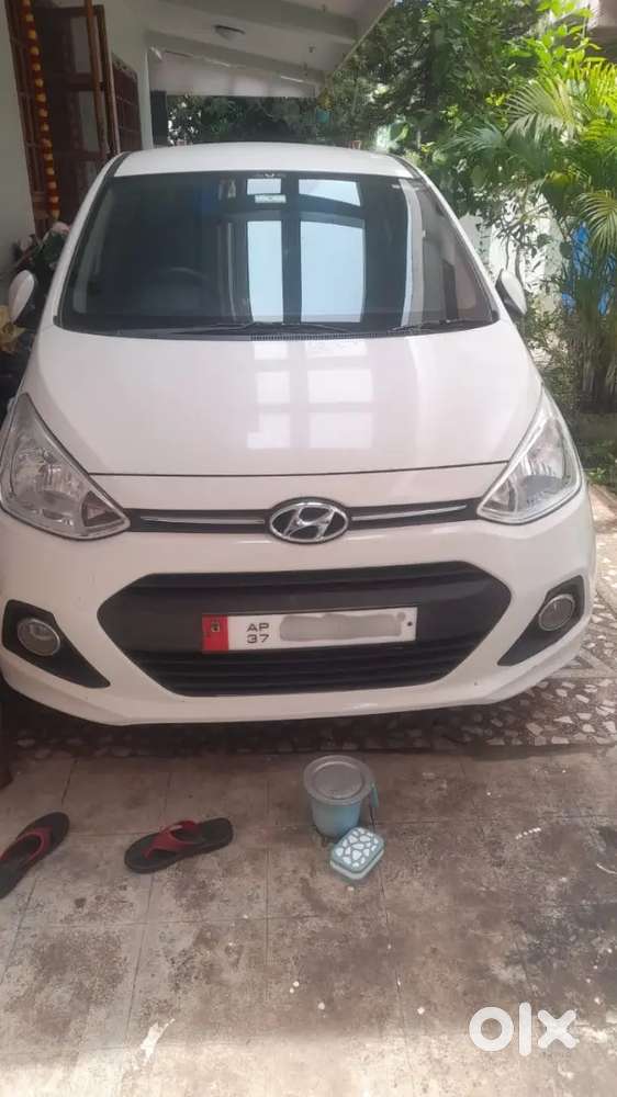 2016 hyundai grand i 10
