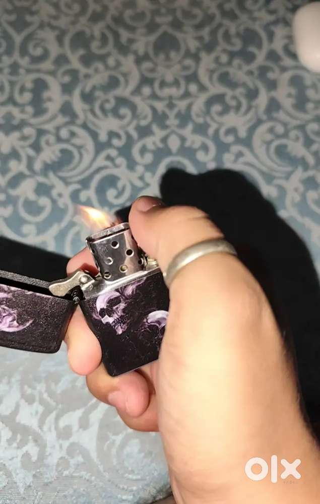 Zippo lighter