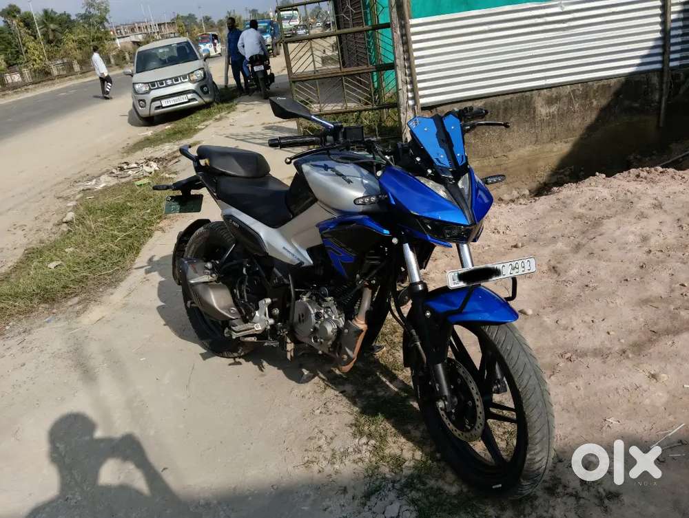 Hero Xtreme 125 R brand new condition blue colour 10 month old