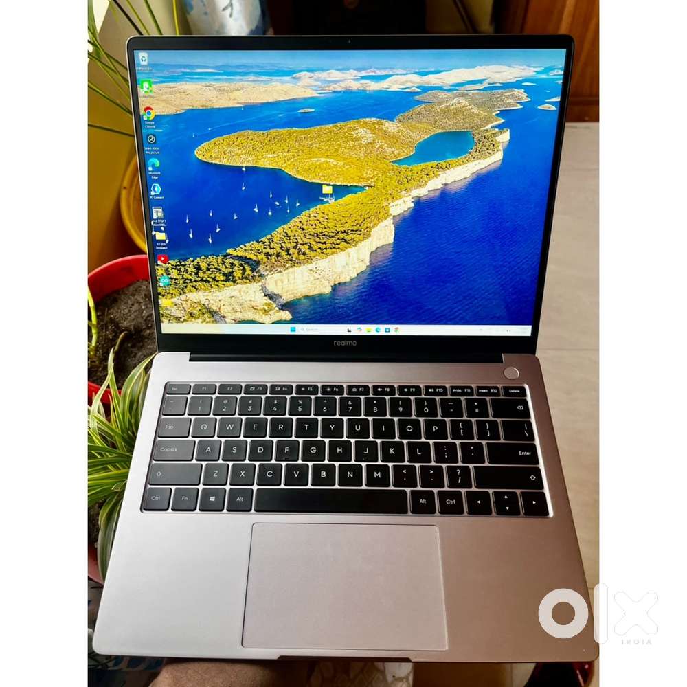 Realme book(i5/11gen/512gb ssd)