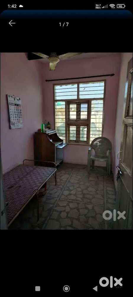 2 rooms with kitchen and letbathroom and roof