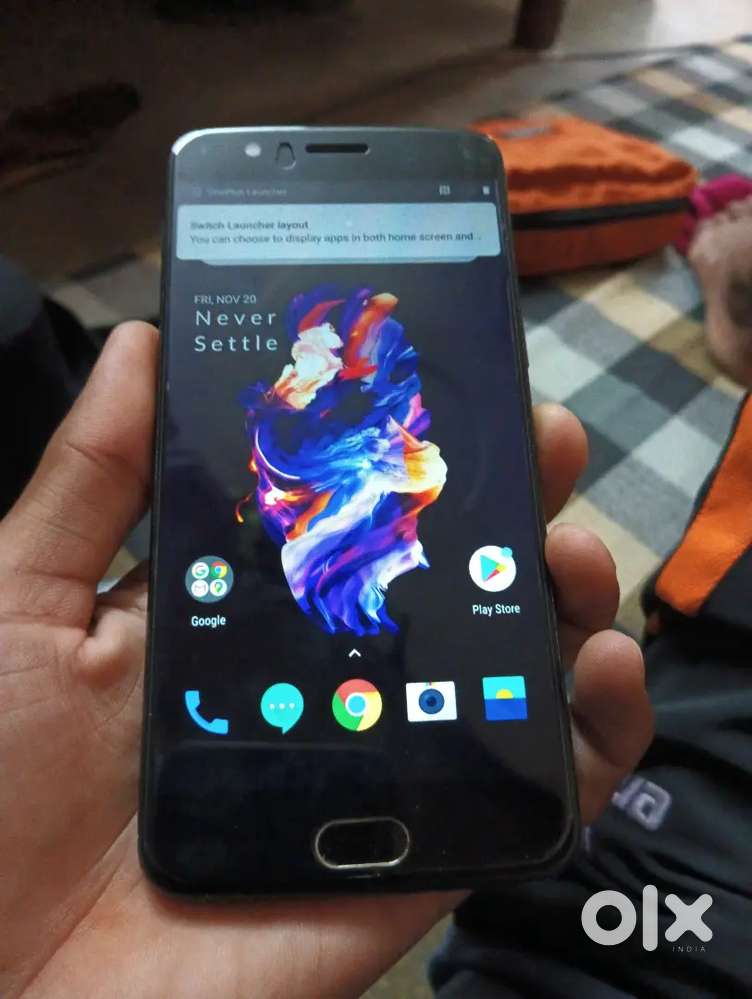 Muze apna mobile bechna hai oneplus 5-128 gb
