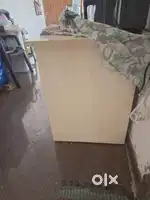 Computer table