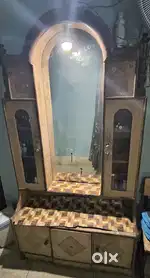 Dressing table