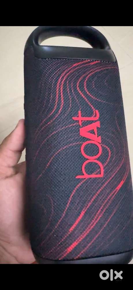 Boat stone arc 20 W Bluetooth Speaker red colour