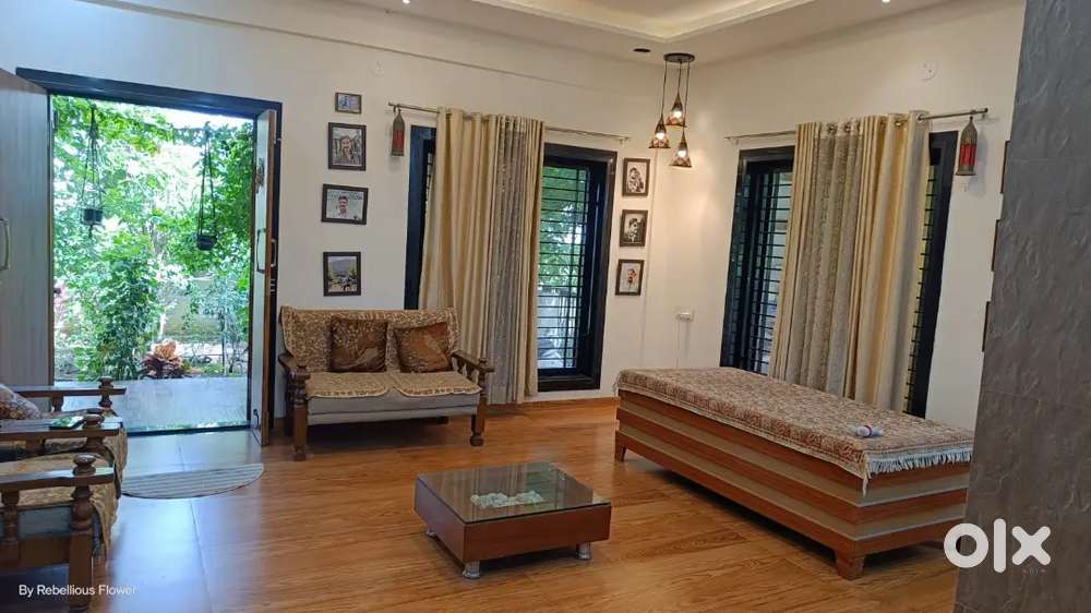 House on 2 Plots 1120x2 with Garden