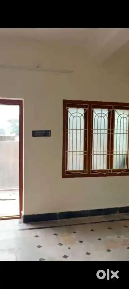 Ground floor for rent