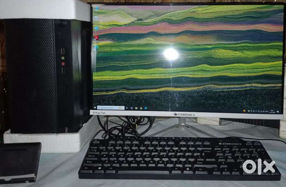 Computer Monitor With CPU & UPS
