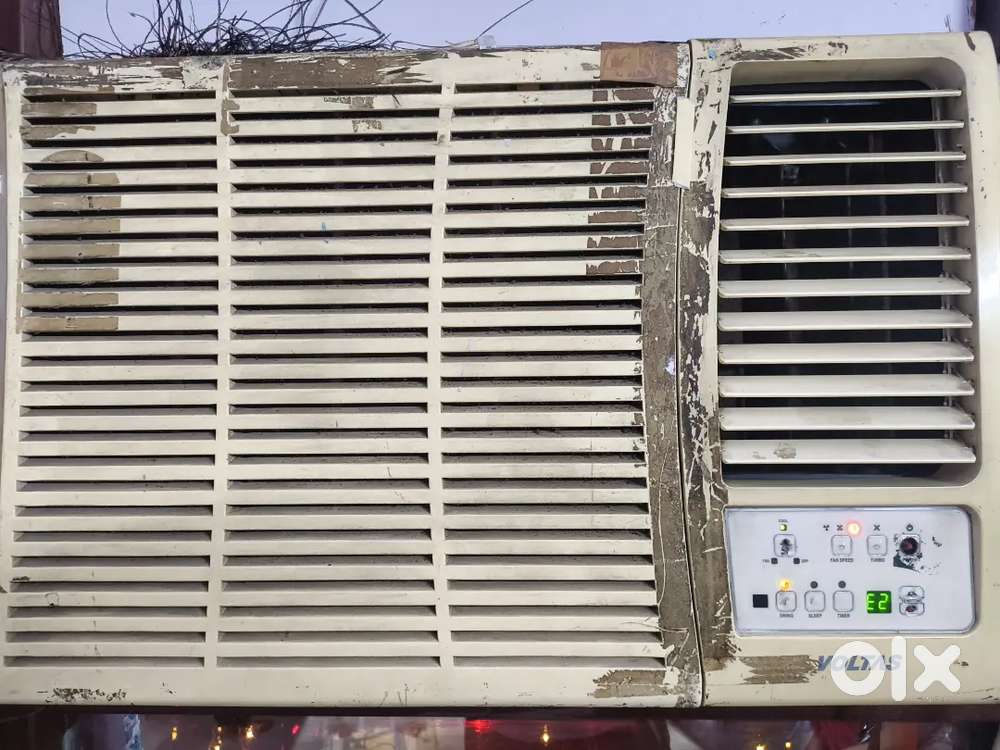 Voltas 1.5 ton five star AC