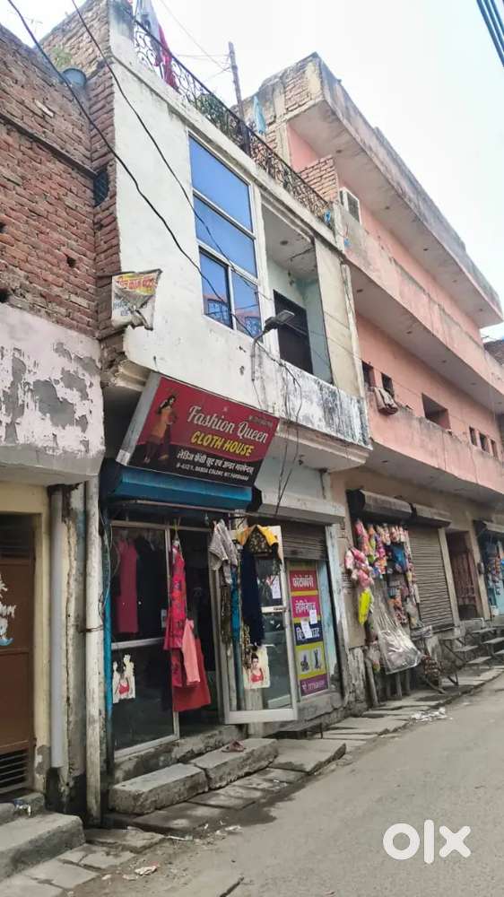 22 Gaj Shop Available