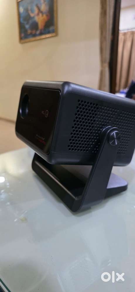 Beand new Egate duster 5x  pro projector