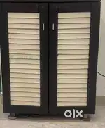 Shoe rack with adequate soace